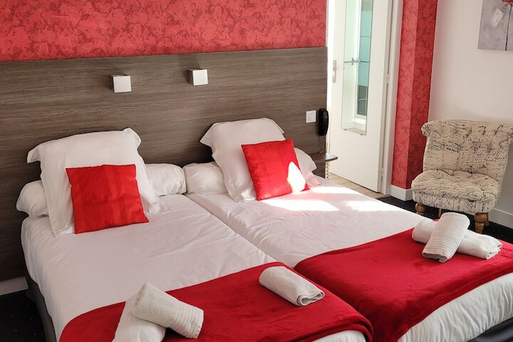 Room 18 of 49
