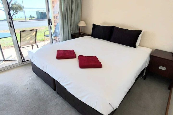 Room 13 of 53