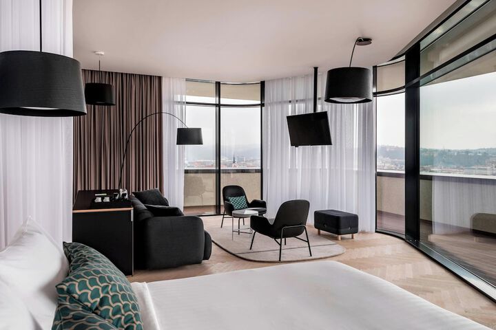 Room 21 of 123