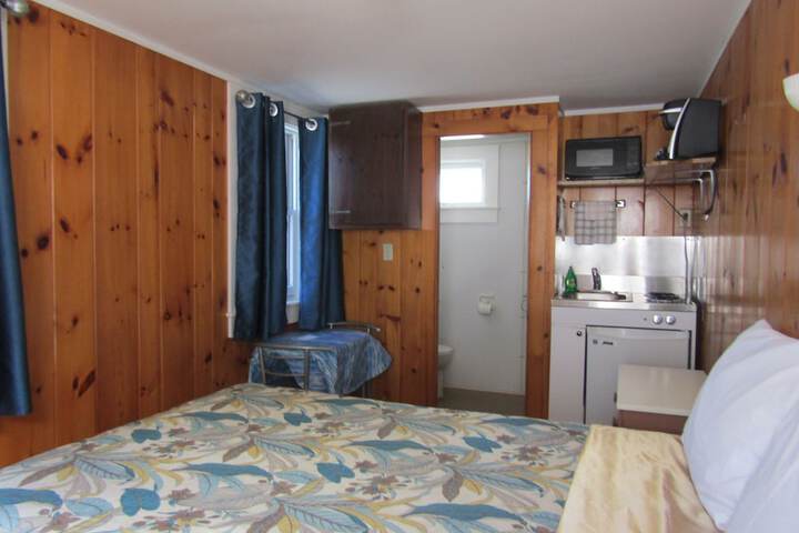 Room 53 of 219