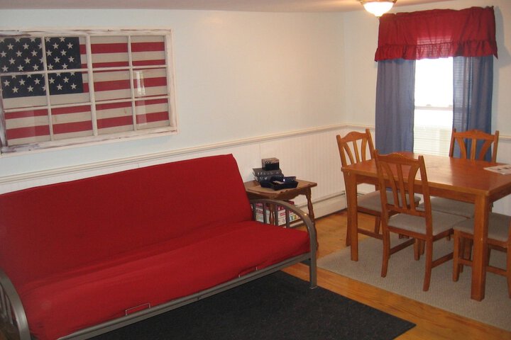 Room 27 of 39