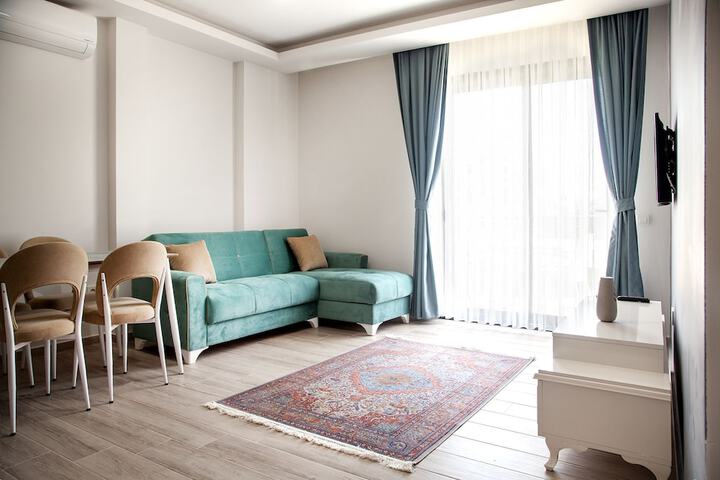 Room 32 of 44