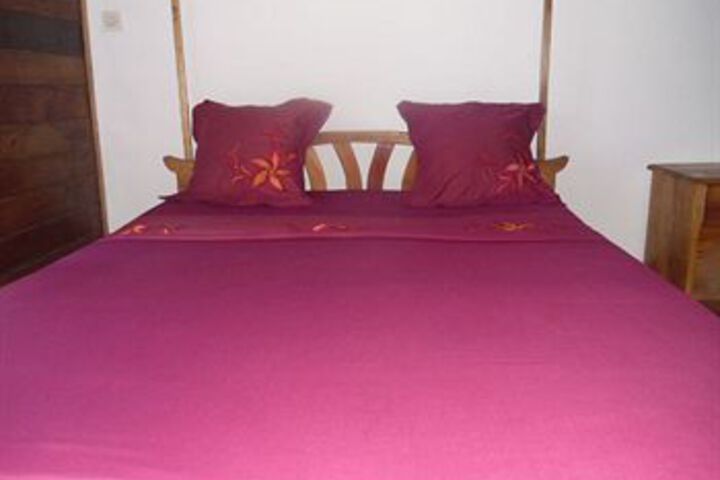 Room 32 of 85