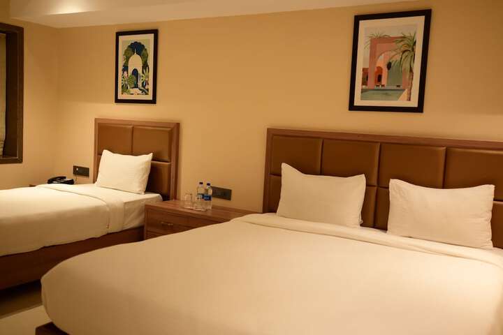 Room 5 of 27