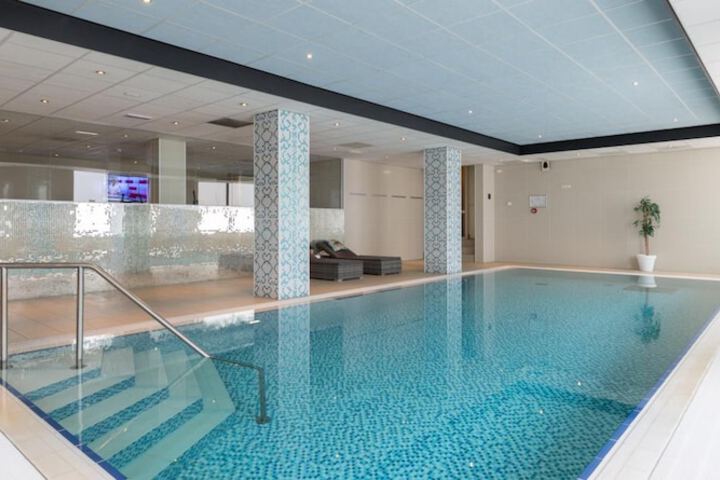 Hotel with Pool