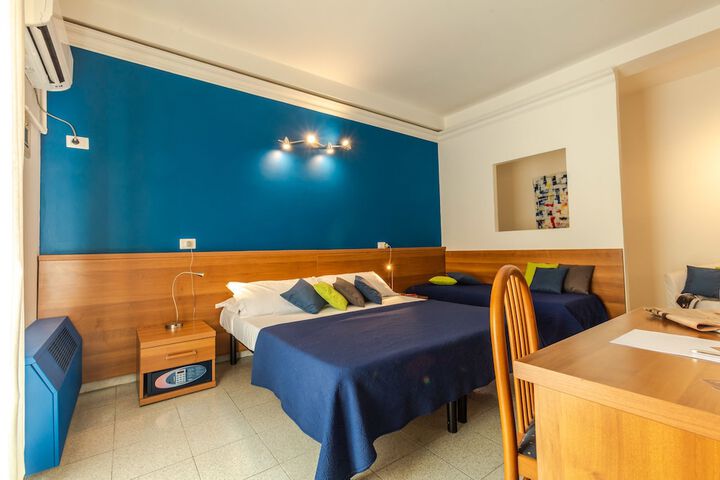 Room 36 of 90