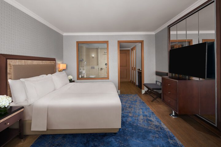 Room 21 of 51