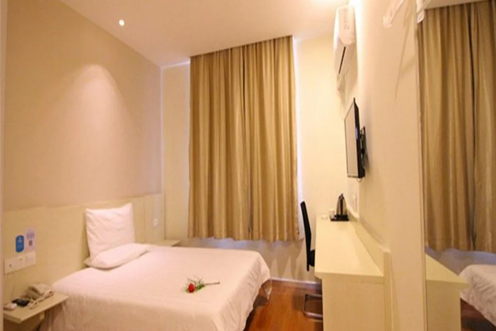 Hanting Hotel Nanchang Dinggong Road