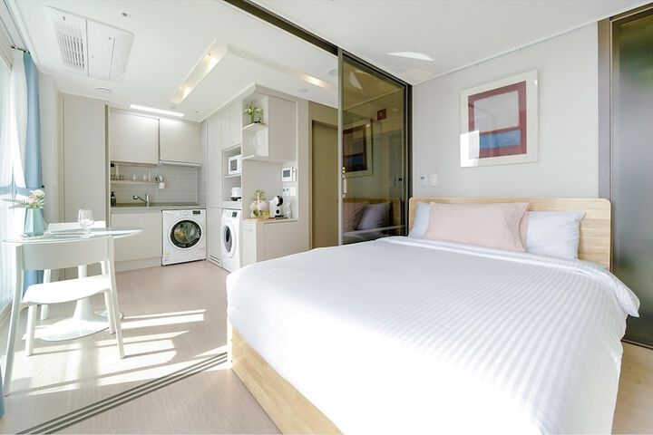 Room 533 of 640