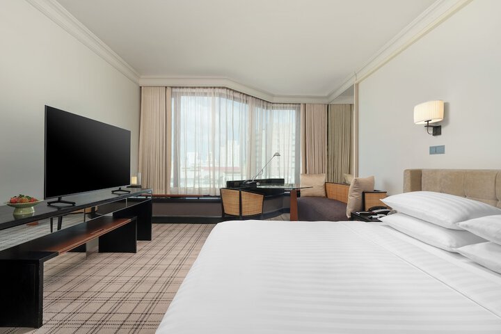 Room 28 of 151