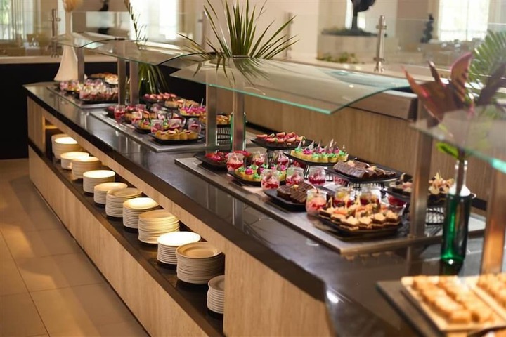 Breakfast/Coffee Service 53 of 80