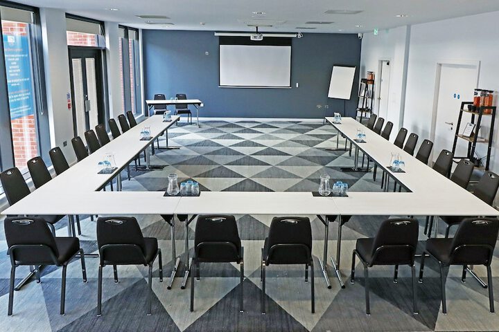 Meeting 33 of 45