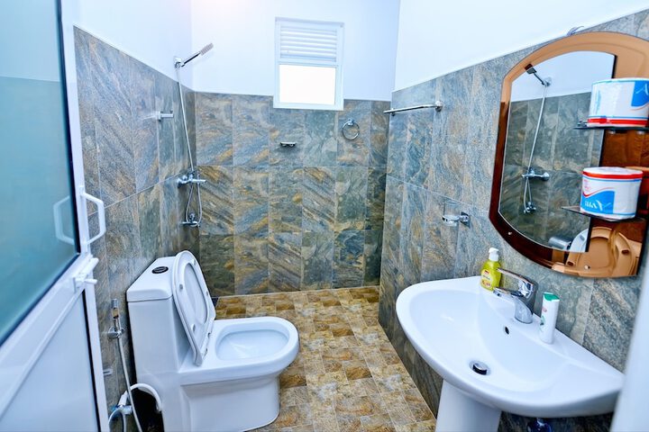 Room 15 of 26