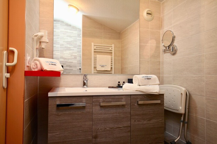 Clean Restrooms