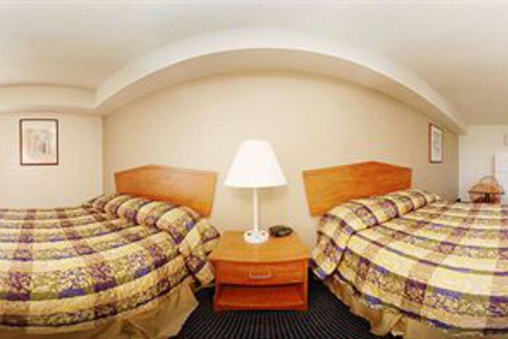 Room 12 of 35