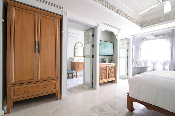 Room 60 of 93