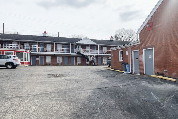 Property Grounds 22 of 30