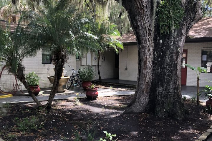 Property Grounds 53 of 59