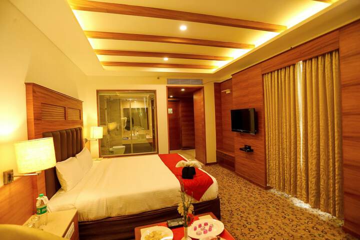 Room 5 of 35