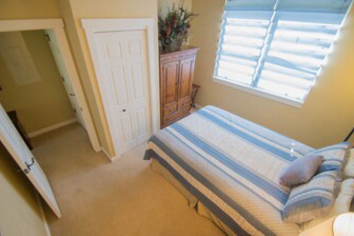 Room 29 of 40