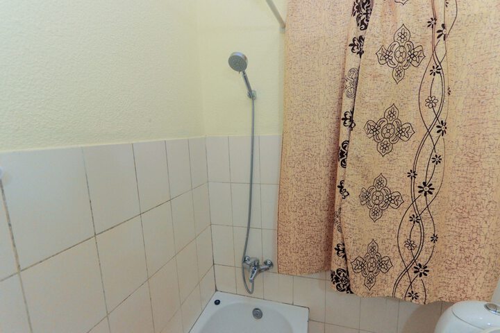 Room 47 of 97