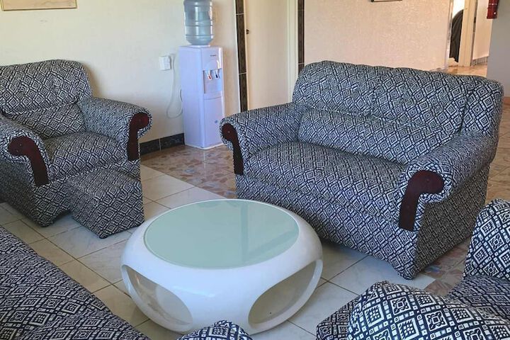 Room 9 of 19