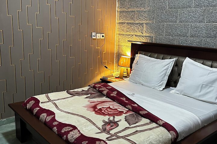 Room 115 of 307