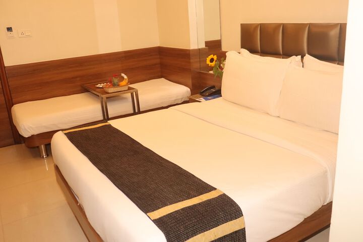Room 13 of 54