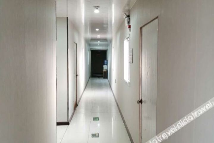 Hotel Interior 13 of 39