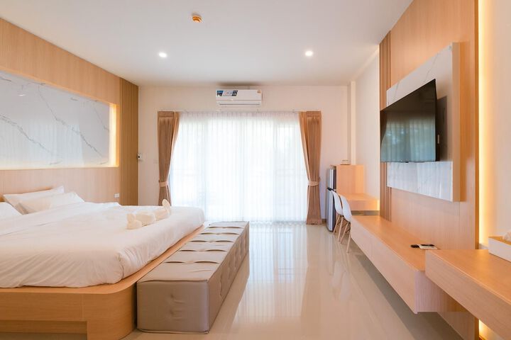 Room 8 of 71