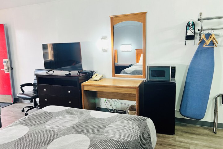 Room 21 of 54