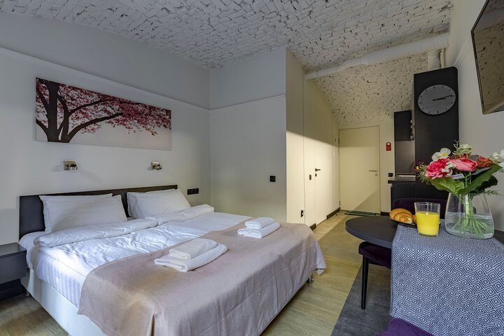 Room 30 of 51