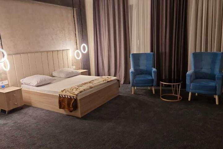Room 3 of 29