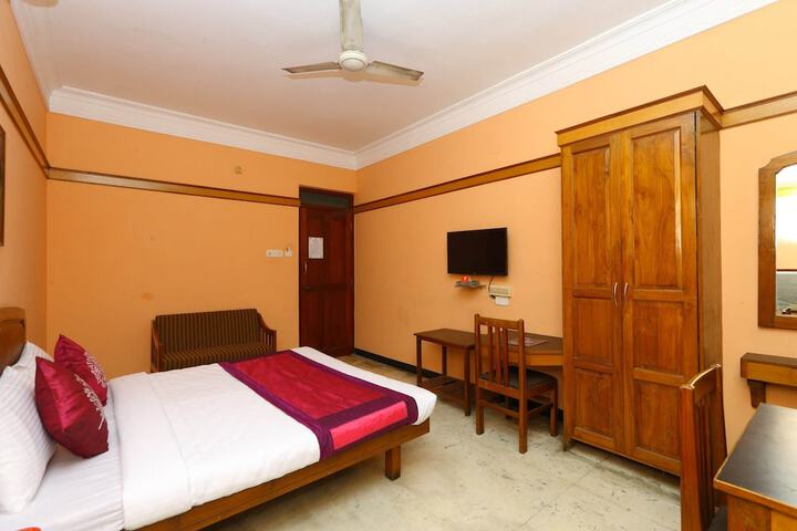 Room 17 of 23