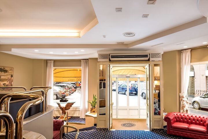 Guest Lobby