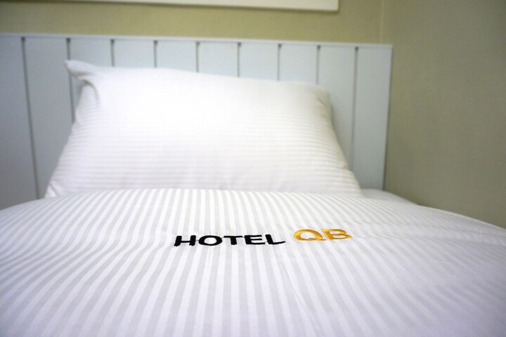 Room 11 of 88