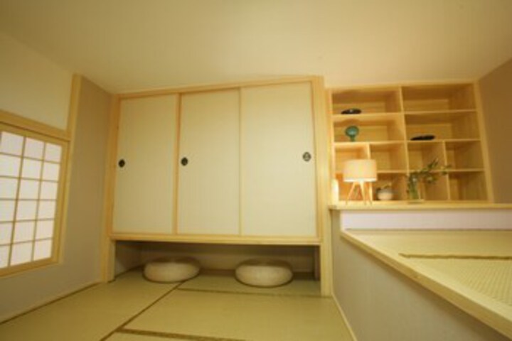 Room 35 of 51