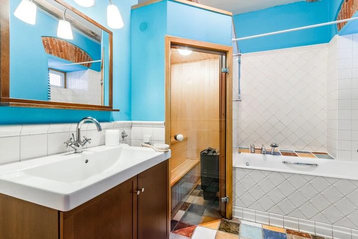 Bathroom Photo