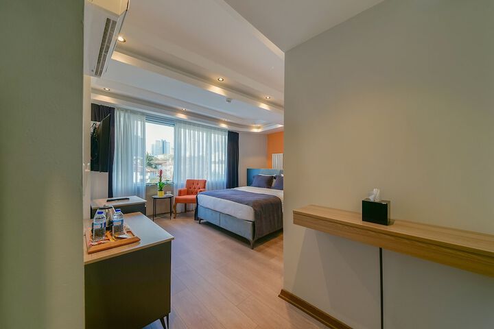 Room 20 of 34
