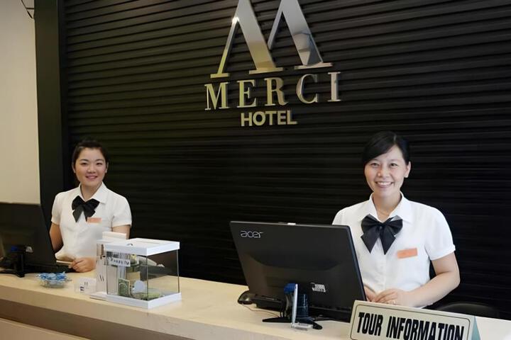 Hotel Entry