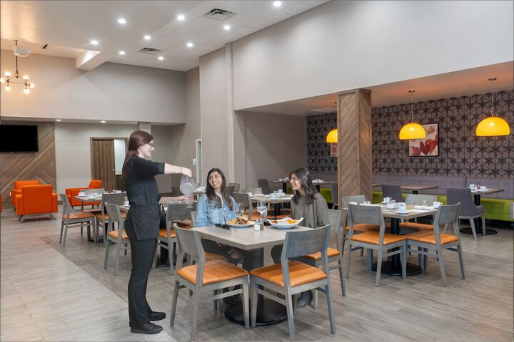Breakfast area