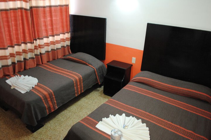 Room 4 of 26