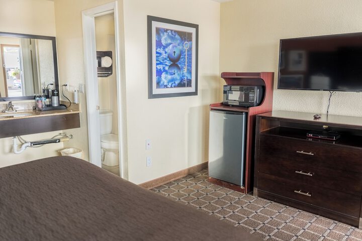 Room 12 of 60