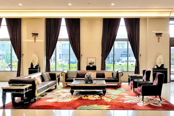 Hotel Interior 7 of 92