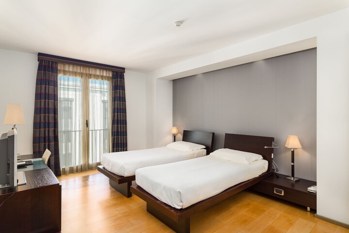 Room 9 of 59