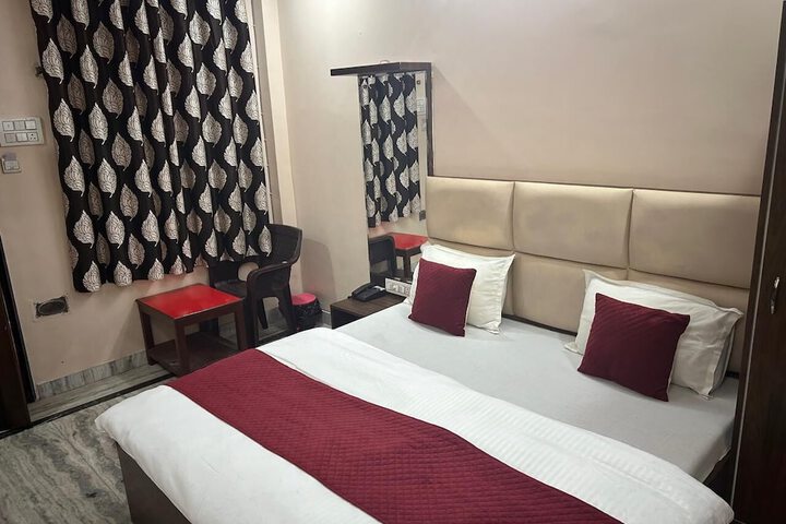 Room 15 of 23