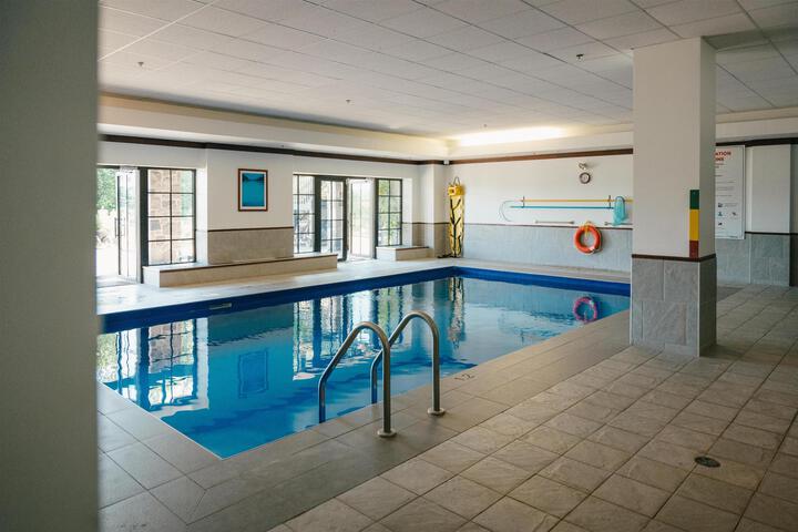 Hotel with Pool