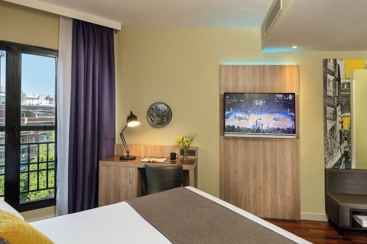 Room 18 of 51