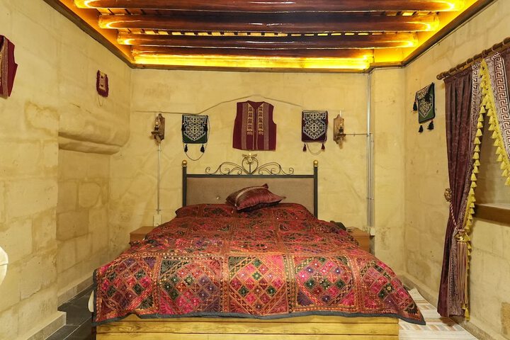 Room 14 of 23