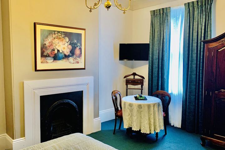 Room 25 of 56